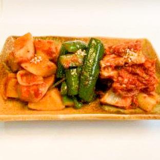 キムチ3種盛り(白菜・きゅうり・大根)