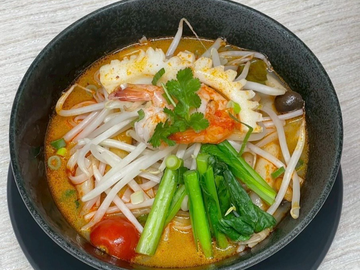 トムヤムクンラーメン