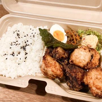 Wから揚げ弁当