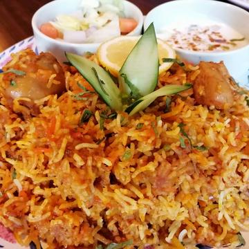 チキンビリヤニ CHICKEN BIRYANI