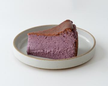 【7月限定】ブルーベリーヨーグルトバスクチーズケーキBLUEBERRY YOGURT BASQUE CHEESECAKE