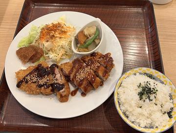 とんかつハーフ＆ハーフ定食(ソース＆味噌)