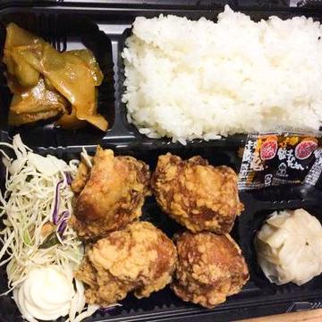鶏肉の唐揚げ弁当