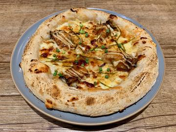 【PIZZ】牡蠣の照りマヨピッツァ