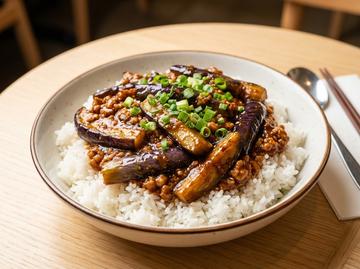 麻婆茄子丼