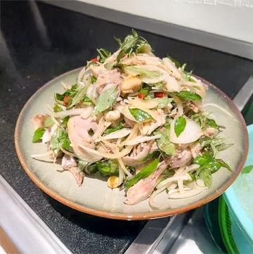 鶏肉のサラダ( Nm G)