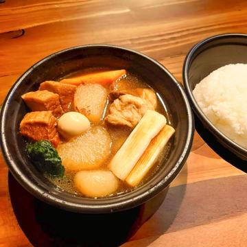 肉煮込み