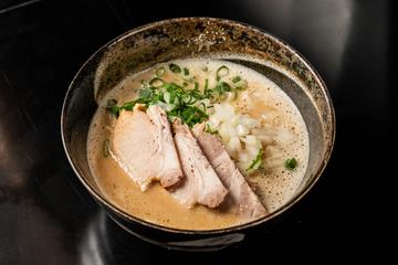 【生麺】努豚骨 (醤油豚骨)