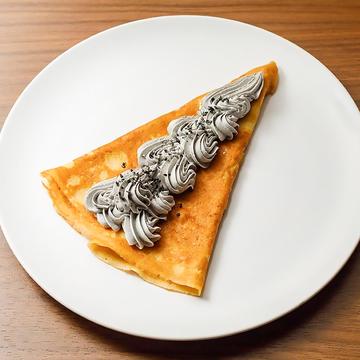 あつあつクレープ(はちみつ黒ごまクリーム)