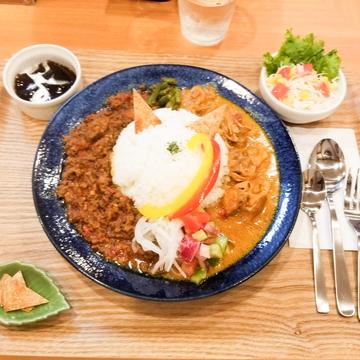 あいがけスパイスカレーセット