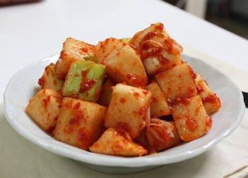カクテキ(大根キムチ550g)