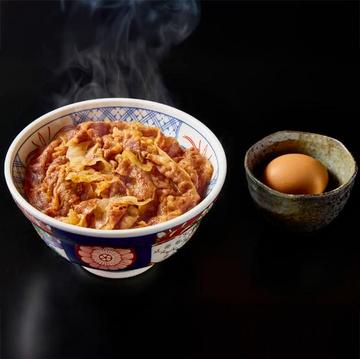 近江牛A5月見辛味噌牛めしA5 oumibeef spicy miso bolw with topping raw egg