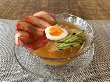 氷点クラシック冷麺【しっとり半熟ゆで卵、炙りチャーシューのせ】