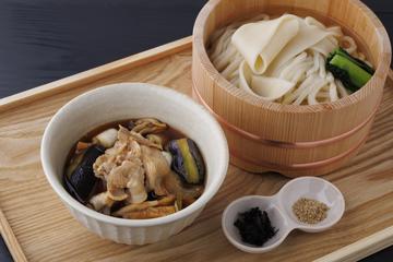 椎茸水の肉汁うどん