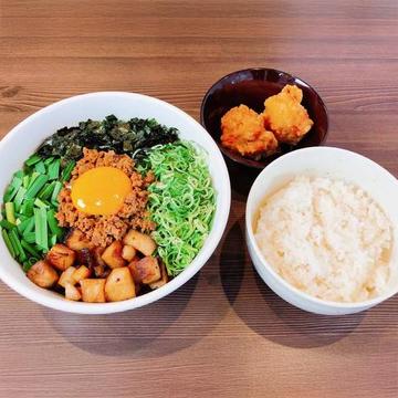 【がっつり】台湾まぜそば・ライス・からあげ2個セット