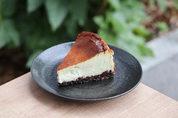 「チョコミント」バスクチーズケーキ