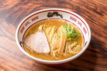醤油豚骨ラーメン