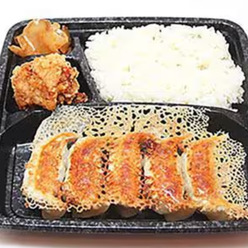 餃子唐揚弁当