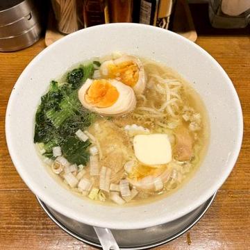 塩バター拉麺