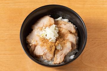 チャーシュー丼