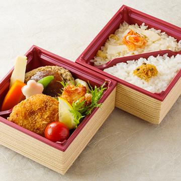 豆腐ハンバーグと湯葉男爵コロッケの二段弁当