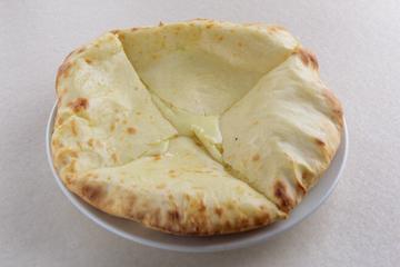 チーズナン / Cheese nan