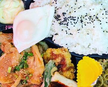 豚生姜焼き弁当 /目玉焼き