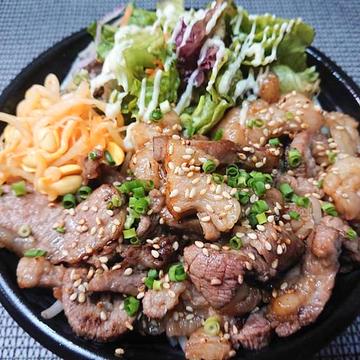国産牛 まかない焼肉丼