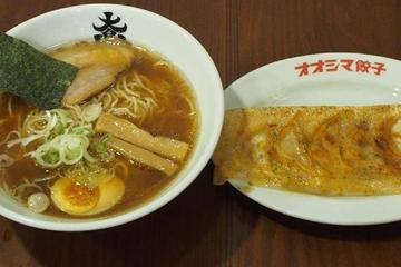 しょうゆラーメン ＆ 餃子 Oshima Ramen - Soy Sauce ＆ Gyoza Dumplings