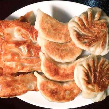 餃子全品盛リ合わせ(14個)