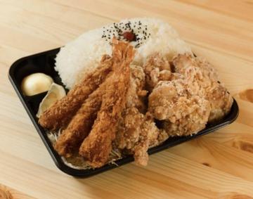 1キロからあげ＆エビフライ弁当 1kg Karaage＆Ebifry Box
