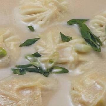 エベレスト餃子 Everest Momo