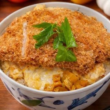 女王様のとじないロースカツ丼