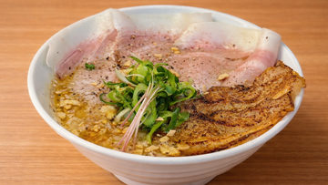 肉まし鶏豚背脂ガーリック
