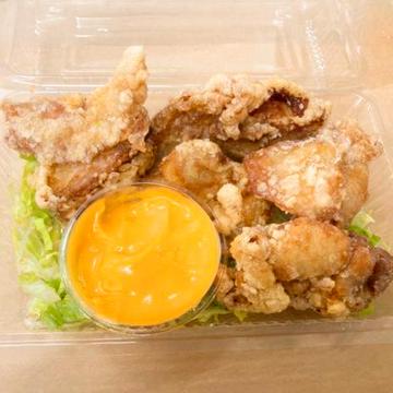 鶏からあげ(チーズ) 5個入り / Cheese Fried Chicken (5 Pieces)