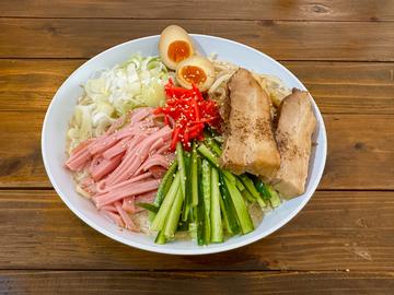 チャーシュー冷やし中華 ゴマだれ