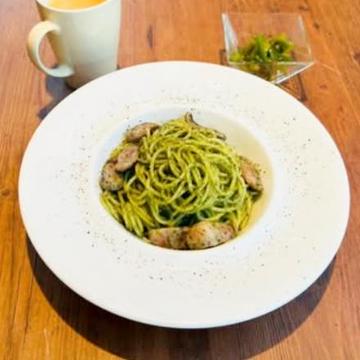 生ハムとジェノベーゼ【生パスタ】
