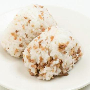 そぼろおにぎり