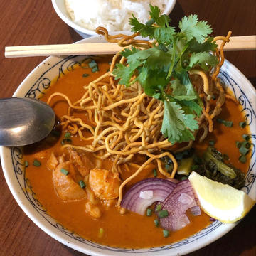 カオソーイ Khao soi