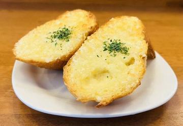 チーズガーリックトースト