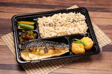 焼きサバ弁当