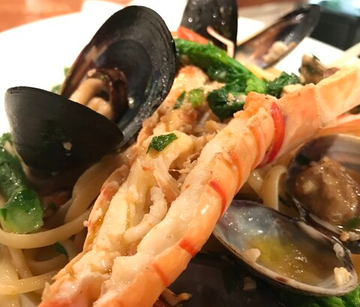 ペスカトーレ 魚介たっぷりトマトソースのキタッラ