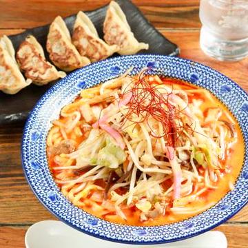 紅ちゃんぽん 餃子5個セット Red Champon Noodles and 5 Gyoza Dumpling Set Meal