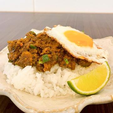 ラムトライカレー