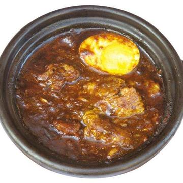 濃厚牛すじ煮込みカレー