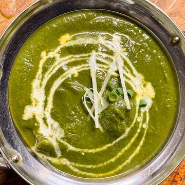 サグチキン Chicken Saag