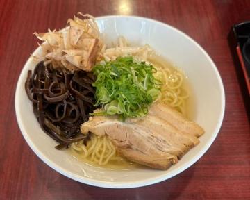白油 まぐろ節らーめん 唐揚げセット