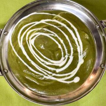 サグポーク Saag Pork