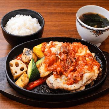 グリルドチキン定食