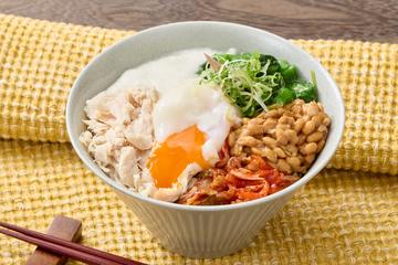 【ダイエット】鶏むね肉と旨辛キムチ納豆ねば丼 Chicken & Kimchi Natto Neba-Don
